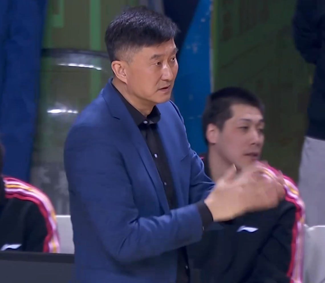 乌法115k欧元买断阿加波夫，结束租借正式加盟