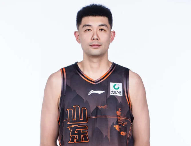 埃弗顿签下切尔西20岁边锋乔治，转会费起价1800万英镑