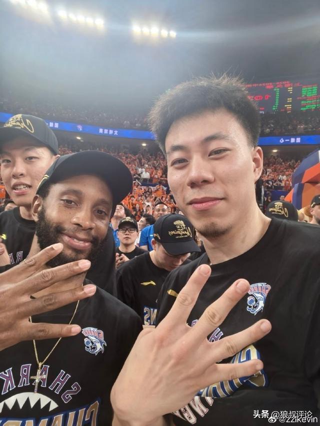 詹姆斯历史地位被喷上热搜，一个帖子炸出50条回怼