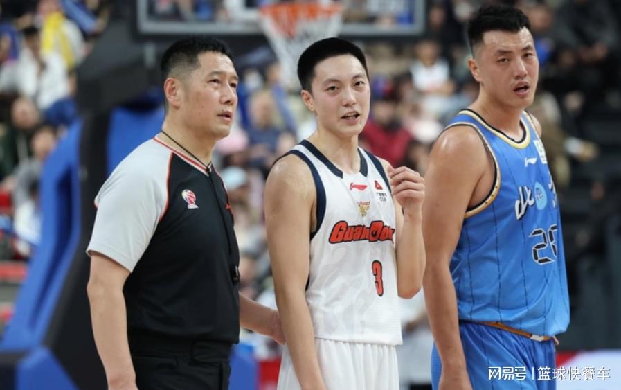 詹姆斯下家是哪？预测网站晒概率：骑士最有可能 勇热也有机会