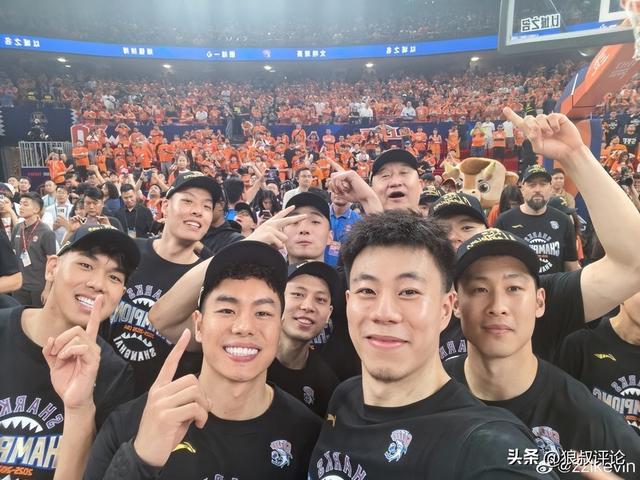 瓦塞尔：每个人的心态都是“不会去想本能做什么，本该发生什么”