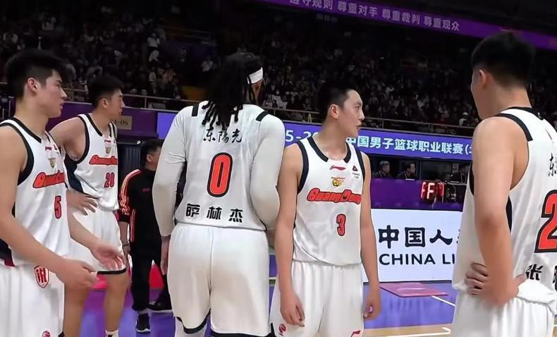 锋线大将可能引起各队的广泛关注，但掘金更倾向于送走侧翼新星？