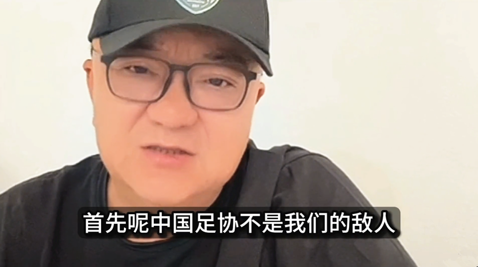 曝马刺仍致力于保留福克斯做当家控卫