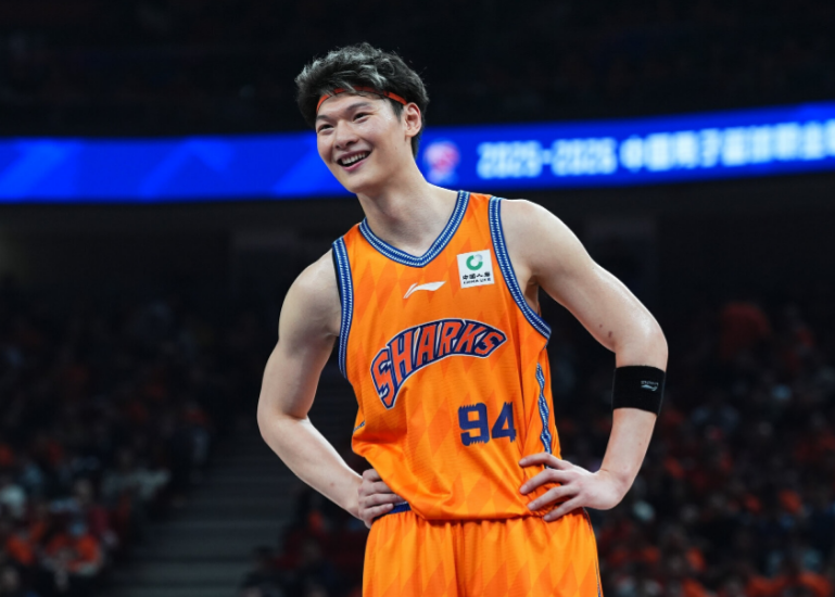 3年5100万！加盟东部第一！快船分崩离析