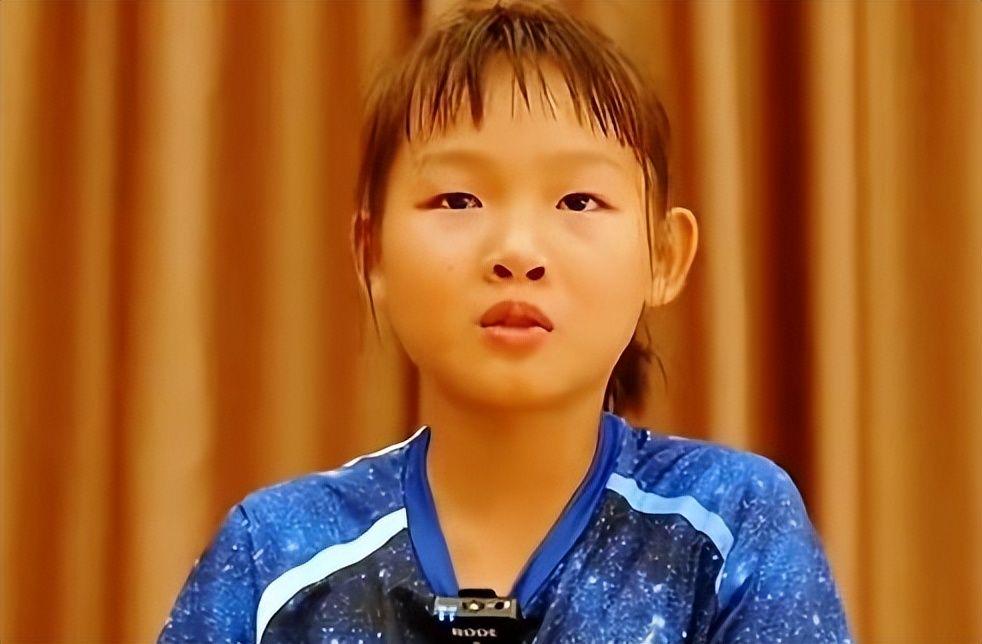火箭一夜4消息！范乔丹降薪+伊森4年8000万？谢泼德距主控差一步