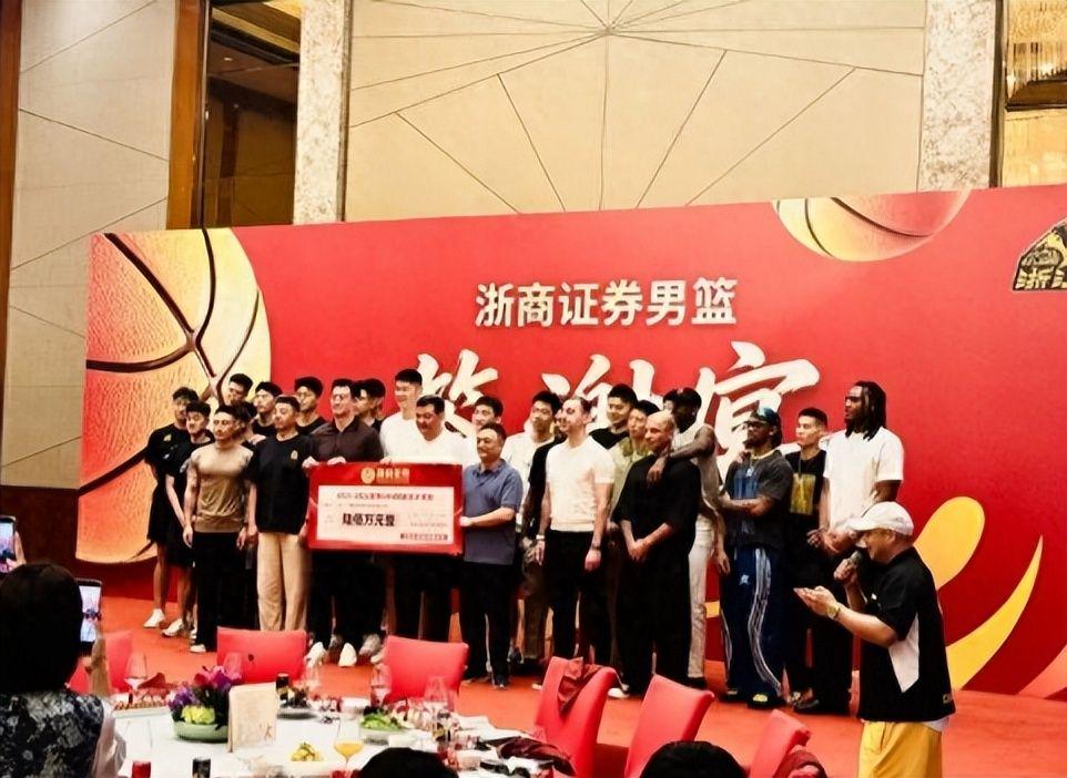 Shams：斯普利特将担任公牛新任主教练