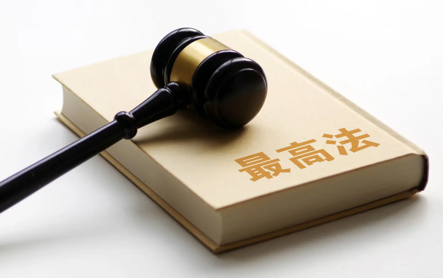 老鹰1年1400万美元留住澳洲中锋，他们也是付出了不小的代价？