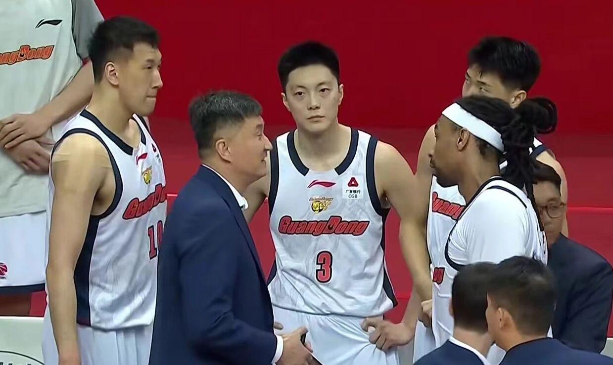 3年5100万！加盟东部第一！快船分崩离析