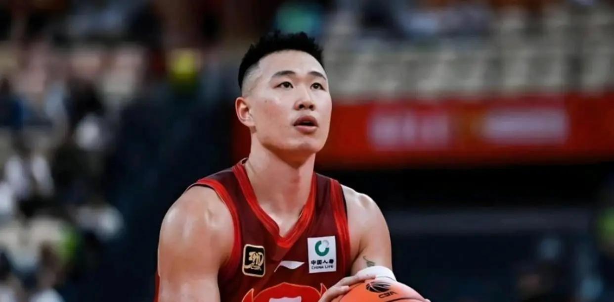 前独行侠队友！丁彦雨航祝贺布伦森夺冠获FMVP 邀请来中国
