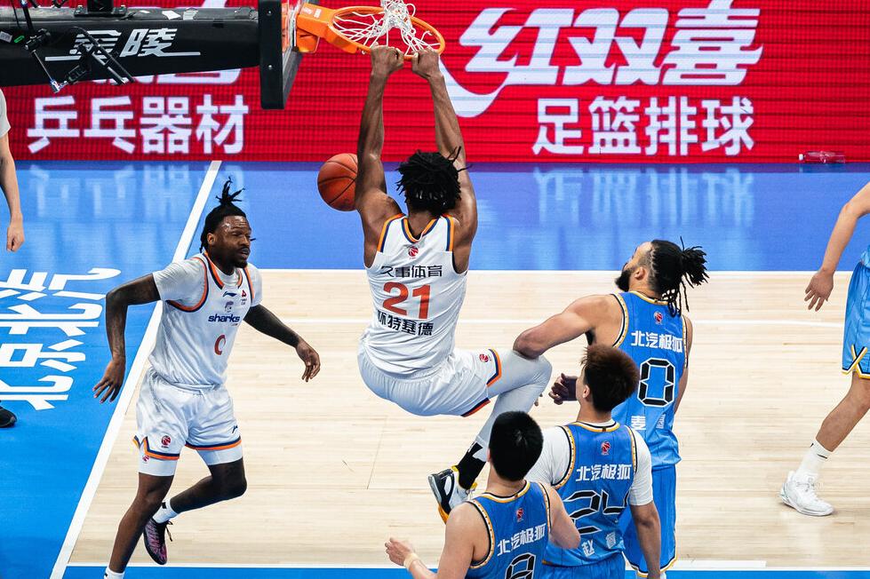 NBA休赛期多笔交易流言更新