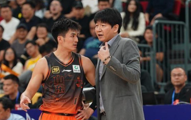 来了，斯科特·福斯特被任命为尼克斯对阵马刺NBA总决赛G5裁判长