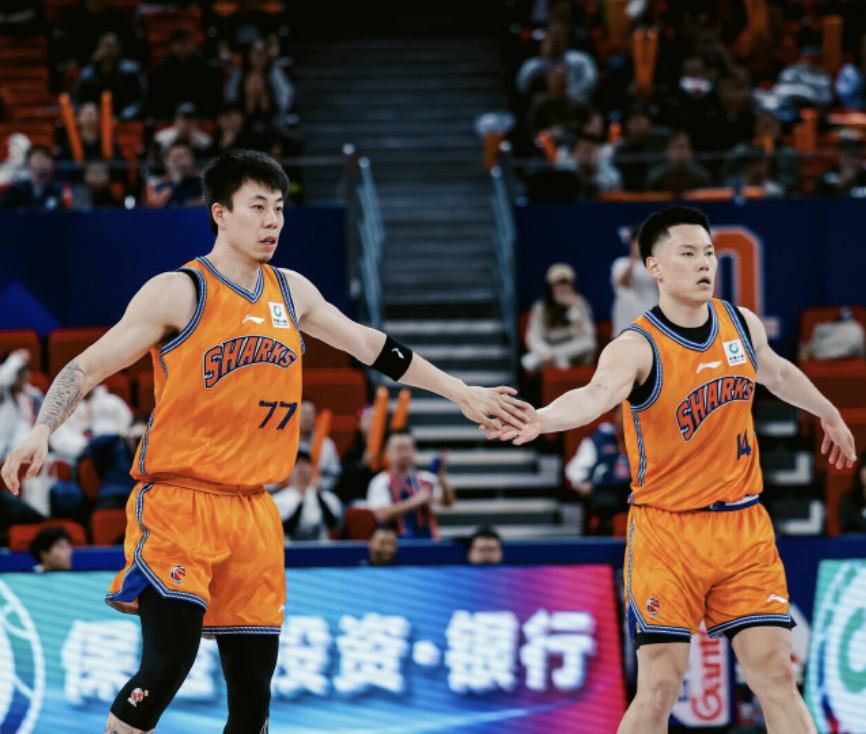 大反扑！尼克斯落后16分又追上：布伦森轰16分，文班9分5盖帽