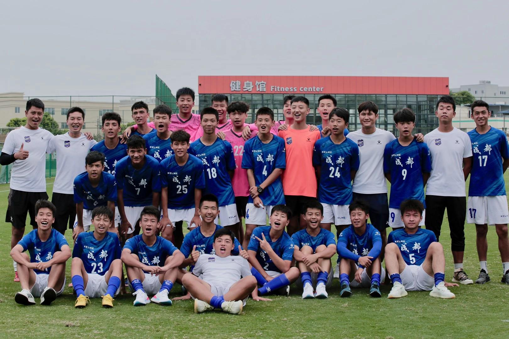 5年2.41亿！？湖人有点难了，老詹要抱孙子了