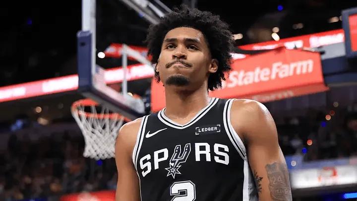 53年后，纽约尼克斯队再夺NBA总冠军！球迷沸腾了