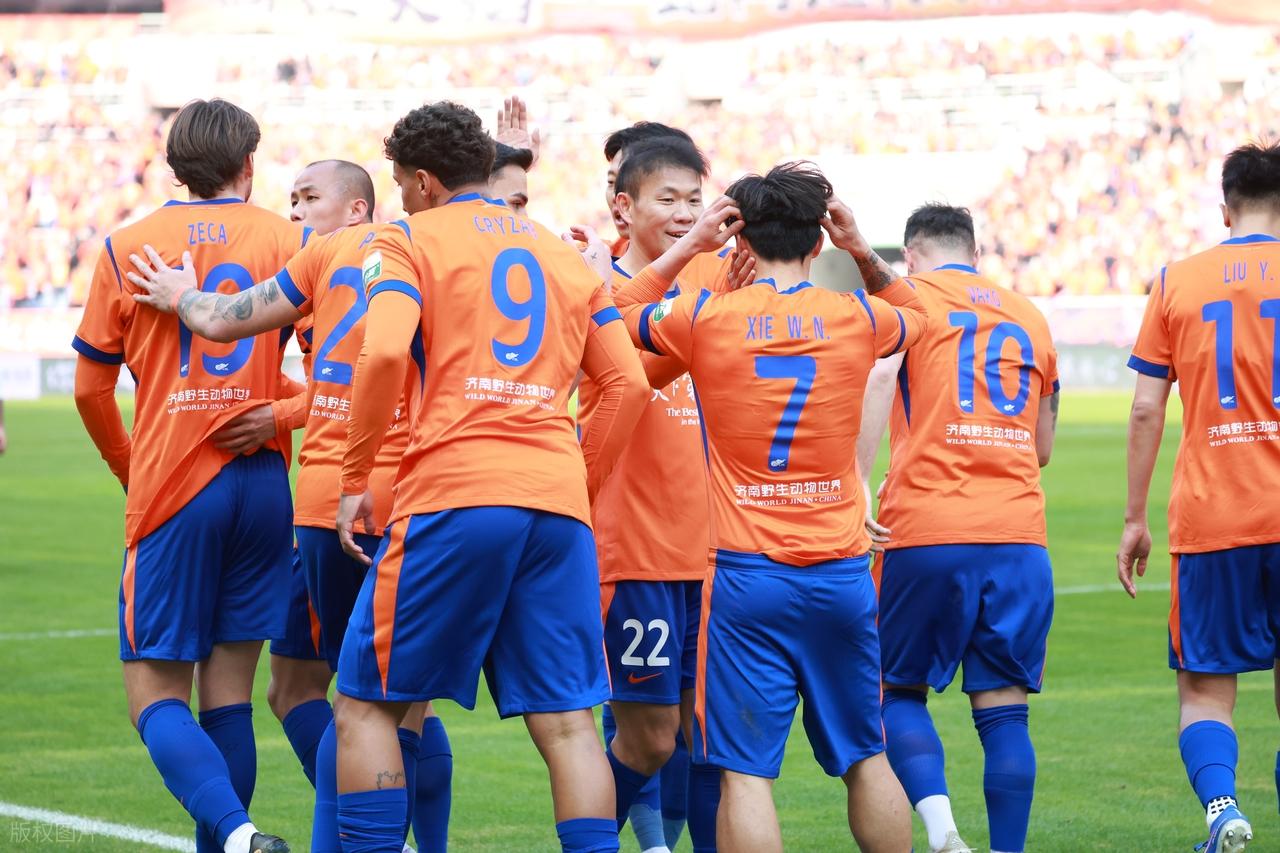 乌法115k欧元买断阿加波夫，结束租借正式加盟