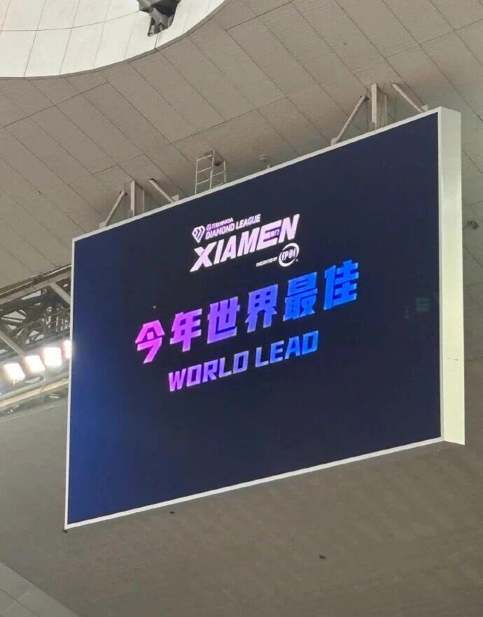 季后赛爆砍24分，猛龙续约巴雷特却丝毫不慌，被三个队友害惨