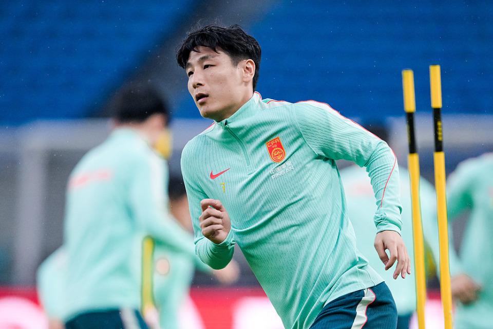 巴黎卖拉莫斯+李刚仁收入破亿，将求购阿克利乌什、迪奥曼德