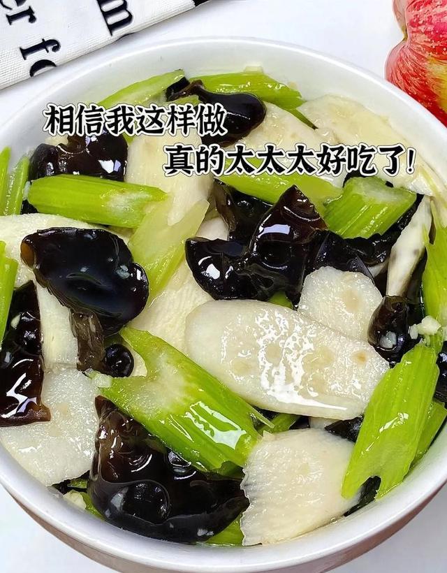 队报：巴黎卖拉莫斯和李刚仁收入破亿，将签阿克利乌舍和迪奥曼德